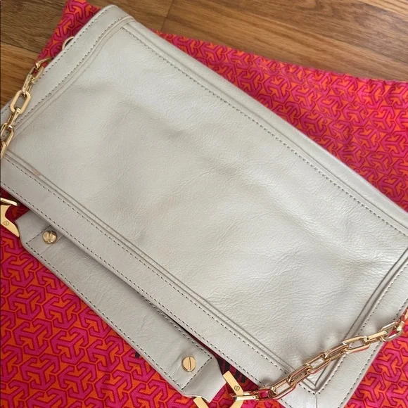 Tory Burch Beige Leather Wristlet - Picture 5 of 6